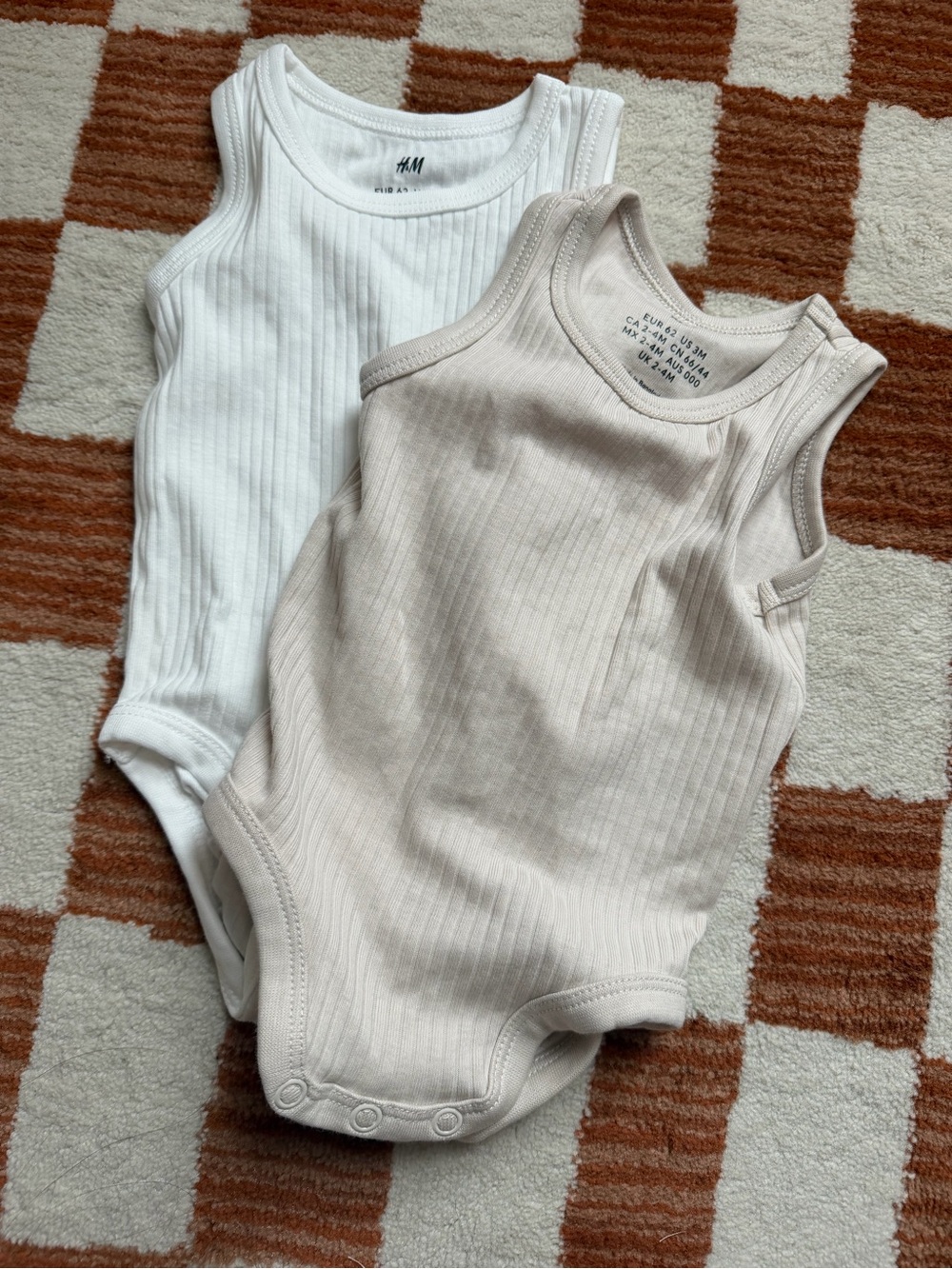 H&M Ribbed Sleeveless Bodysuit Duo - White & Beige